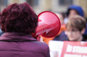 Notícia: Atuação como militante sindical não caracteriza relação de emprego